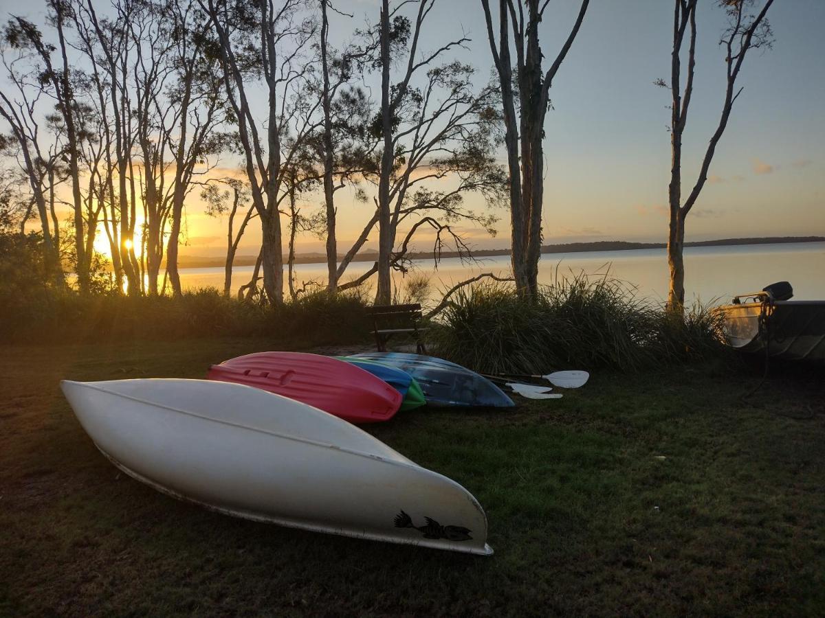 Lake Weyba Noosa Lodge & Kangaroos Peregian Beach Eksteriør billede